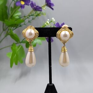 Genuine Crystal And Pearl Vintage Gold Plated Clip On Earrings
